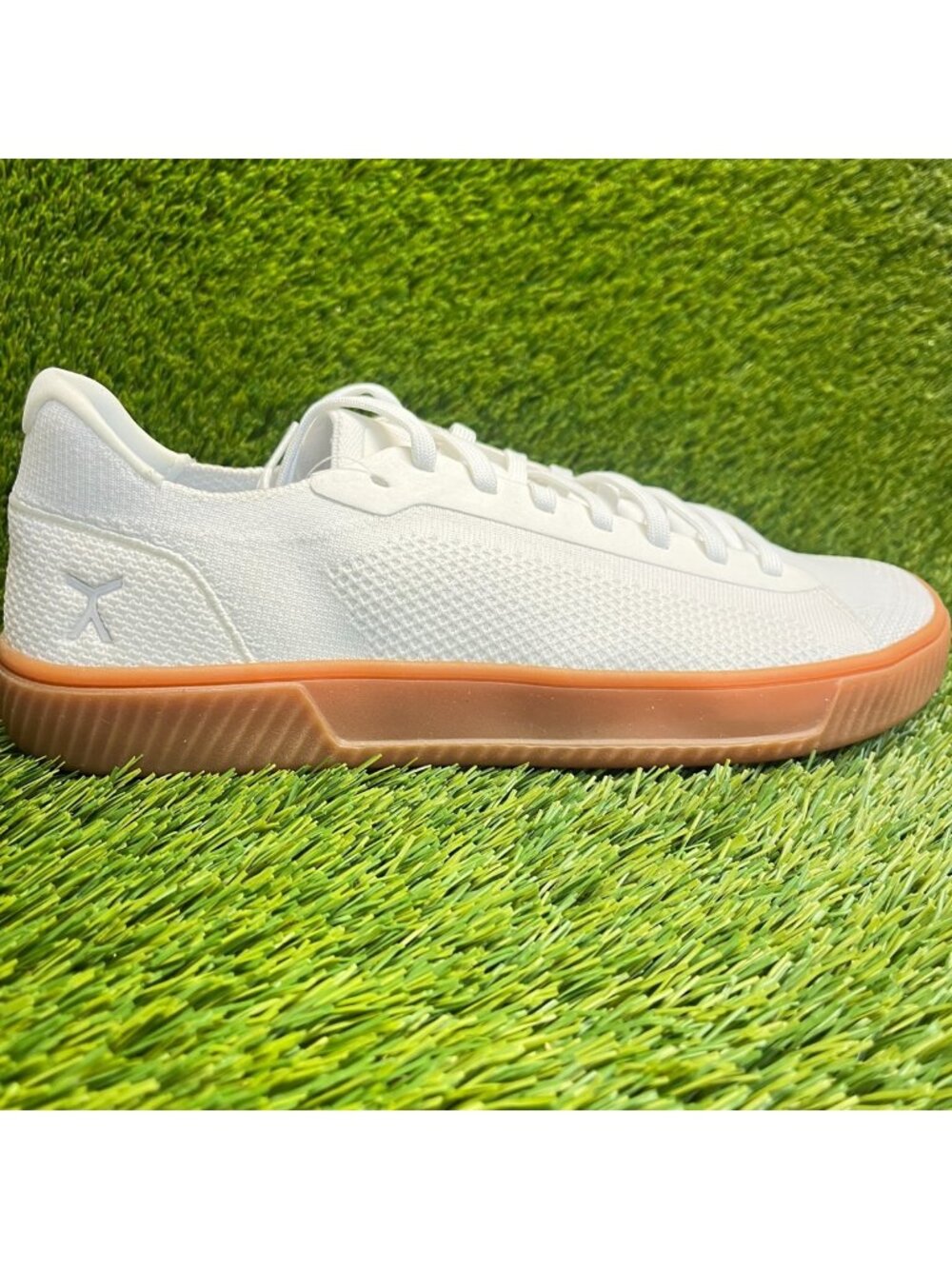Flux Footwear Adapt Trainer White Gum Mens Size 12.5 Athletic Shoes Sneakers